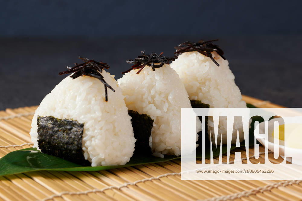 IMAGO Creative, Food, Japan, Onigiri Onigiri Rice Balls AFLO271538915 , 271538915.jpg,