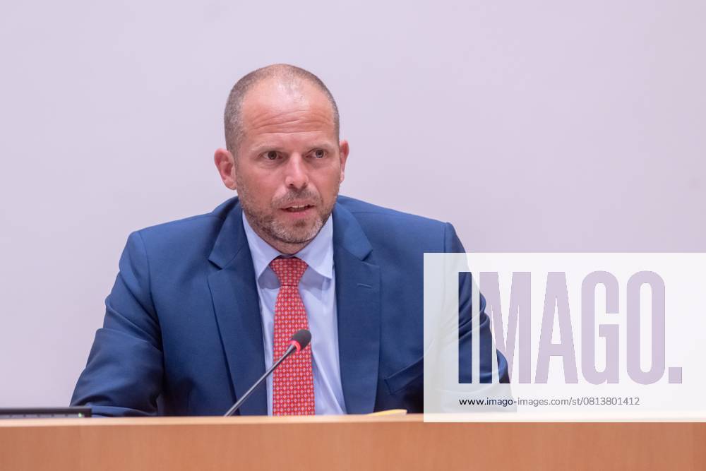 Minister of Defence and Foreign Trade Theo Francken is pictured during a session of the parliamentary commission for National Defense, at the Federal Parliament in Brussels, Wednesday 23 April 2025. Current affairs debates on the defence budget, the purchase of new F-35s and the European Defence Summit and Ukraine. JONASxROOSENS 121623217