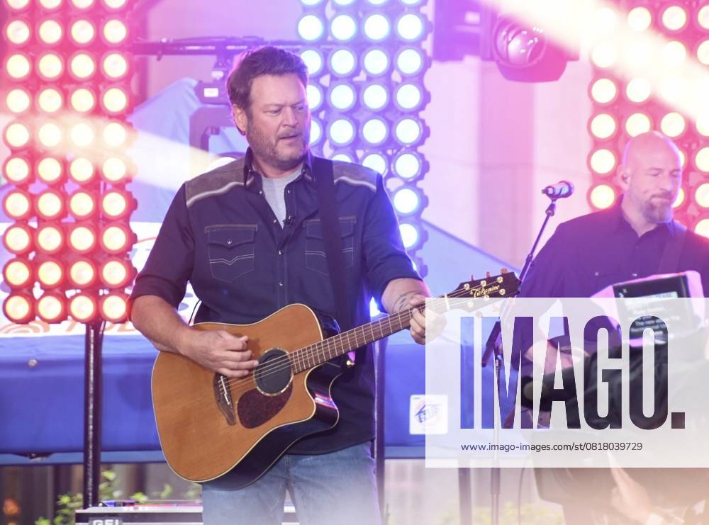 NEW YORK, NY - MAY 13: Blake Shelton performs on NBCs Today Citi Concert Series on May 13, 2025 at Rockefeller Plaza in New York City.