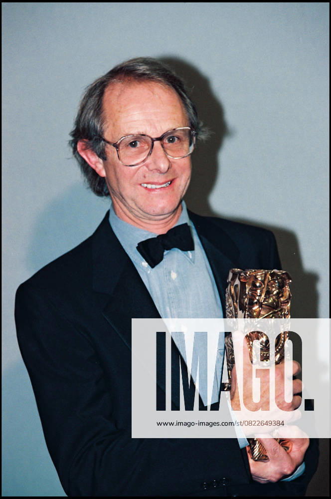 Archiv KEN LOACH CESAR VON beste Film AUSLANDER für LAND AND FREEDOM IN 1996 Paris Frankreich