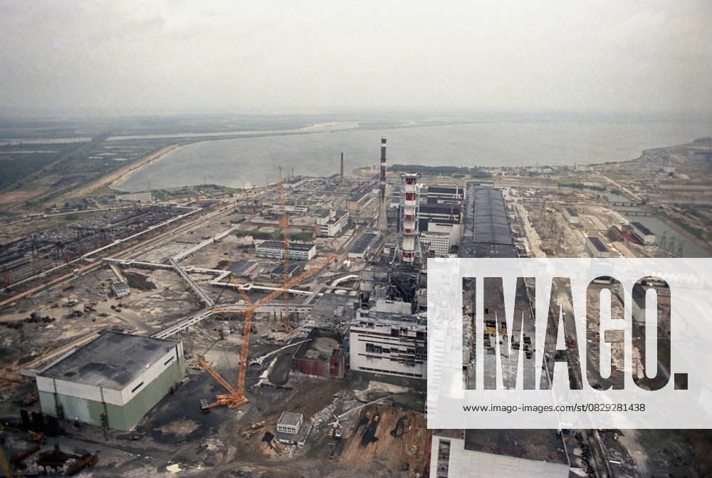 Chernobyl Nuclear Power Plant disaster 8976539 03.09.1986 The Ukrainian SSR. The Chernobyl Nuclear Power Plant disaster on April 26, 1986, the largest man-made disaster of the 20th century in terms of scope and damage. The panorama of the nuclear power plant four months after the incident. Sputnik Chernobyl Kiev region Ukraine