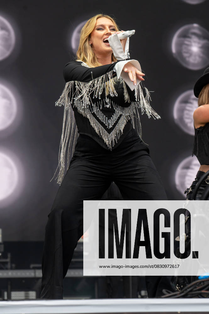Perrie performing at Come Together Festival 2025 Perrie Edwards performing at Come Together Festival on Town Moor in Newcastle. Featuring: Perrie Where: Newcastle, United Kingdom When: 20 Aug 2025 Credit: Graham Finney WENN Newcastle United Kingdom
