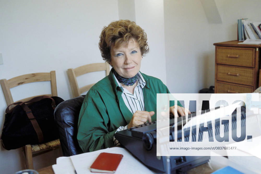 MARAINI Dacia Date 19880601 Paola AGOSTI Opale photo