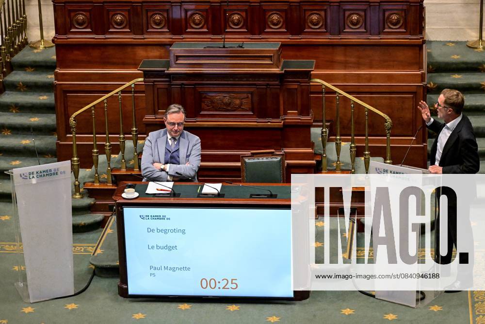 Prime Minister Bart De Wever and PS Paul Magnette pictured during a plenary session of the Chamber at the federal parliament, in Brussels, Thursday 20 November 2025. DIRKxWAEM 142954452