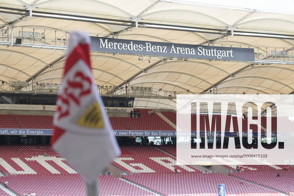 Fußball, Stadiongeschichte VfB Stuttgart Mercedes Benz Arena, Stuttgart mit Stuttgarter Eckfahne VFB Stuttgart - Bundesliga, 20.08.2011, Mercedes Arena, Stuttgart
