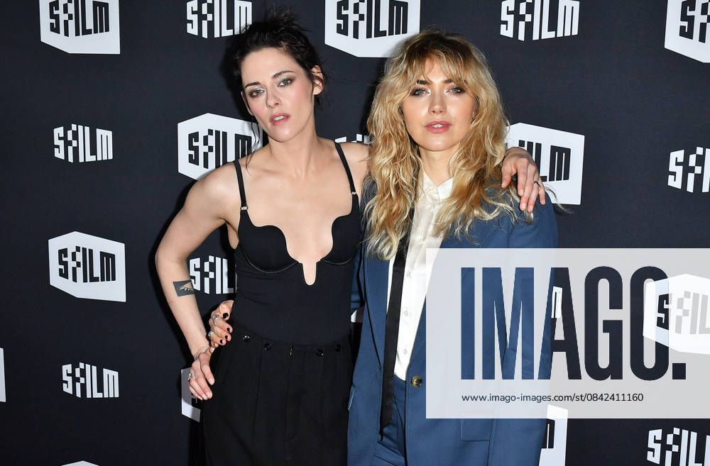 2025 SFFILM Awards Night - Arrivals Kristen Stewart and Imogen Poots attend the 2025 SFFILM Awards at Gateway Pavilion on December 8, 2025 in San Francisco, California. San Francisco Gateway Pavilion California USA