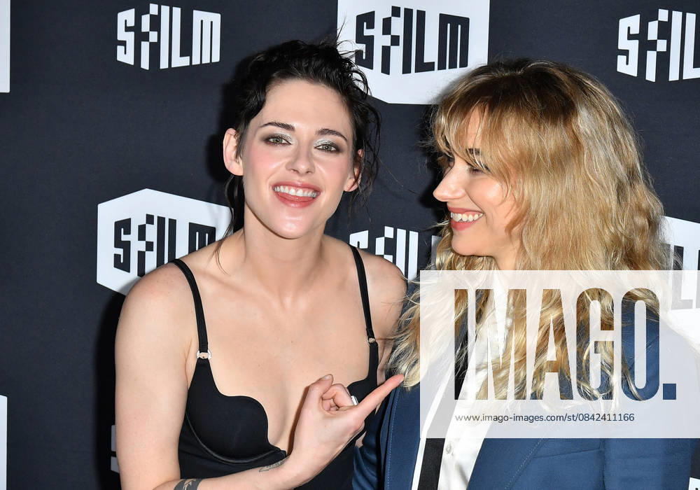 2025 SFFILM Awards Night - Arrivals Kristen Stewart and Imogen Poots attend the 2025 SFFILM Awards at Gateway Pavilion on December 8, 2025 in San Francisco, California. San Francisco Gateway Pavilion California USA