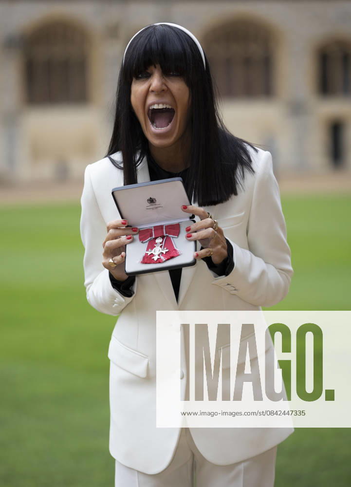 Investiture at Windsor Castle Image Licensed to i-Images Picture Agency. 09 12 2025. Windsor , United Kingdom. TV presenter Claudia Winkleman with her MBE after an Investiture at Windsor Castle, United Kingdom., Credit:Stephen Lock i-Images Avalon United Kingdom, Windsor