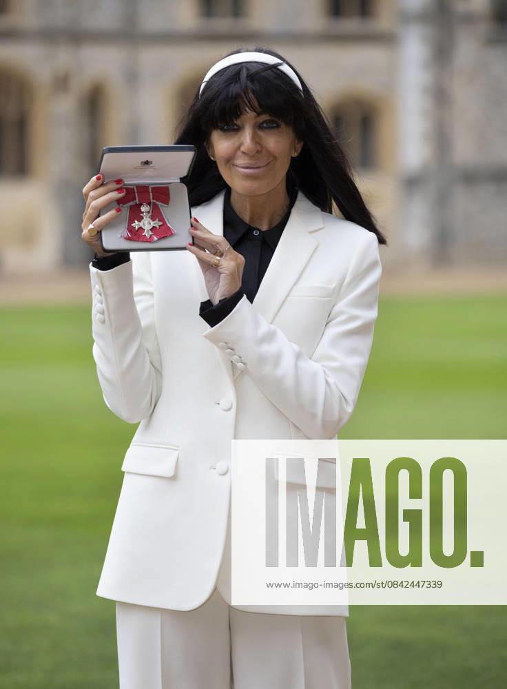 Investiture at Windsor Castle Image Licensed to i-Images Picture Agency. 09 12 2025. Windsor , United Kingdom. TV presenter Claudia Winkleman with her MBE after an Investiture at Windsor Castle, United Kingdom., Credit:Stephen Lock i-Images Avalon United Kingdom, Windsor