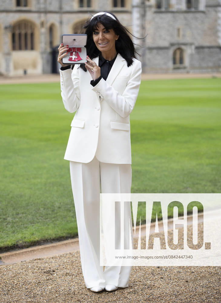 Investiture at Windsor Castle Image Licensed to i-Images Picture Agency. 09 12 2025. Windsor , United Kingdom. TV presenter Claudia Winkleman with her MBE after an Investiture at Windsor Castle, United Kingdom., Credit:Stephen Lock i-Images Avalon United Kingdom, Windsor