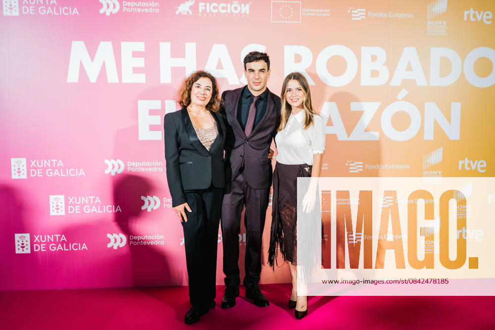 Premiere of the film Me has robado el corazón in Pontevedra I D Director Chus Gutiérrez and actors Óscar Casas and Ana Jara pose at the photocall for the premiere of the film Me has robado el corazón, at the Provincial Museum, on December 9, 2025, in Pontevedra, Galicia Spain The film, written and directed by Chus Gutiérrez, focuses on the contradictions of the system and the vital frustration of young people in todays Spain 09 DECEMBER 2025 PHOTOCALL PREMIERE MOVIE CINEMA ACTORS Pontevedra Galicia Pontevedra Galicia Galicia Spain