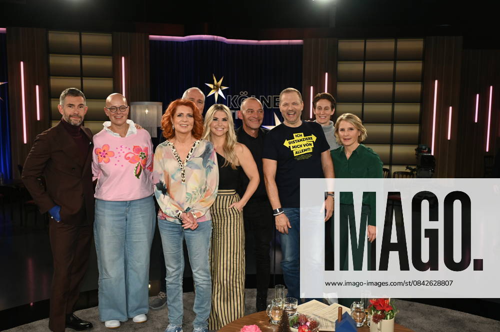 Presenter Micky Beisenherz, l r, stand-up paddler Birgit Burkhardt, handball coach Thomas Floethe and sports journalist Monica Lierhaus, singer Beatrice Egli, emergency counselor Albi Roebke, comedian Mario Barth, national goalkeeper Ann Katrin Berger, and presenter Susan Link as guests on the WDR talk show Kölner Treff