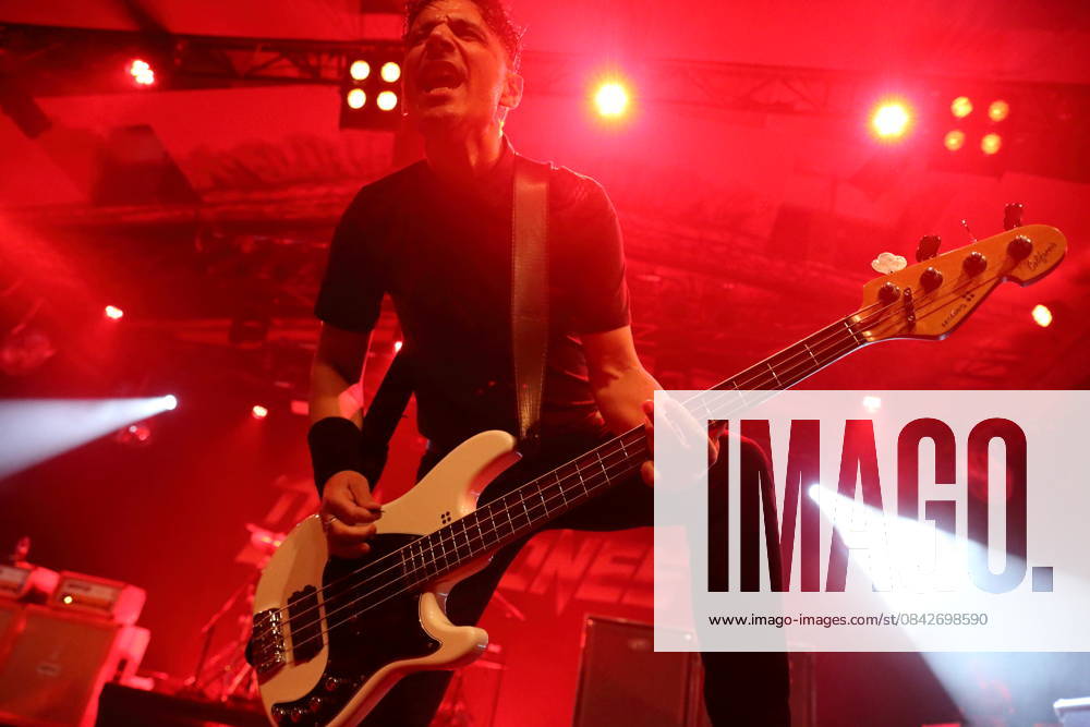 John Calabrese from the band Danko Jones at a concert at the Astra Kulturhaus in Berlin, December 12, 2025 Danko Jones concert Berlin