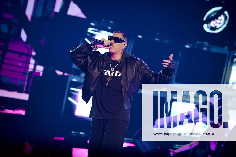 Rome, Marracash is in concert in Rome at the Palazzo dello Sport for his Marra Palazzi25 tour. The Roman dates are sold out. In the photo: MArracash