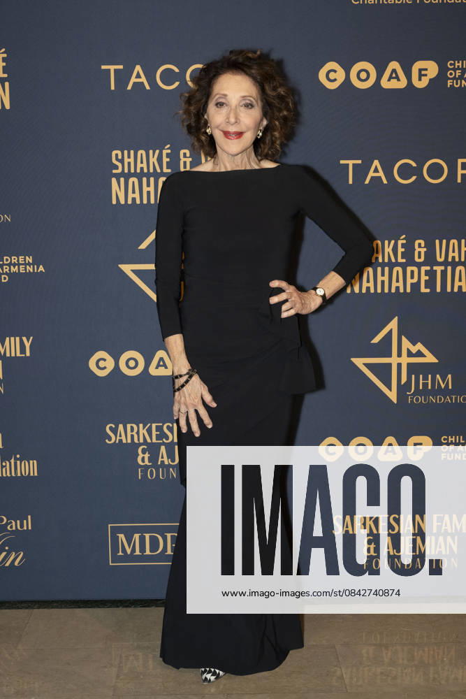 Emmy Awardâ€winning actress and comedian ANDREA MARTIN at COAFâ€⠢s 22nd Annual Holiday Gala, celebrating the Children of Armenia Fundâ€⠢s mission to empower the next generation. 13 December 2025. New York USA - ZUMAa265 20251213_zep_a265_031