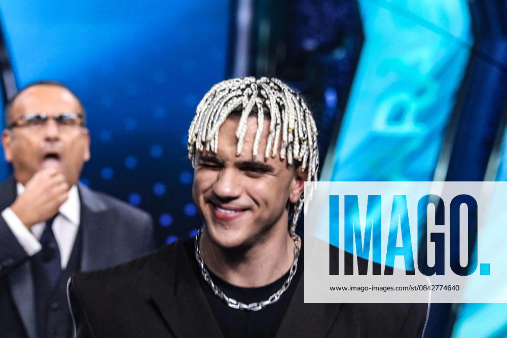 Live Music Show - FINALE SANREMO GIOVANI The finale will take place in Sanremo, with photos of the major artists in competition and the finalist during FINALE SANREMO GIOVANI , Live Music Show in SANREMO, Italy, December 14 2025 SANREMO TEATRO DEL CASINO SANREMO Italy