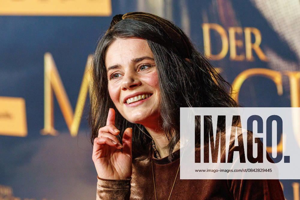 Cologne World premiere of the historical film DER MEDICUS 2 at Cinedom Cologne Red Carpet Here Joyce Ilg Cologne Cinedom North Rhine-Westphalia Germany