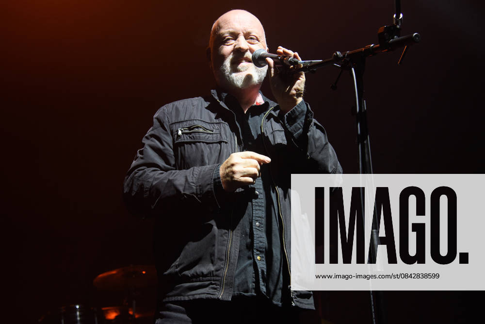 Babyshambles Perform at Koko, London Bill Bailey introduces Babyshambles at Koko in London, England, UK on Monday 15 December 2025., Credit:Justin Ng Avalon UK, England, London, Koko