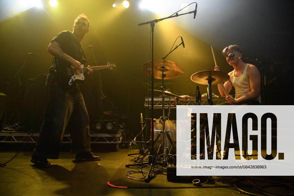 GANS Perform at Koko, London Bassist vocalist Tom Rhodes and Drummer vocalist Euan Woodman of english punk duo GANS performs at Koko in London, England, UK on Monday 15 December 2025., Credit:Justin Ng Avalon UK, England, London, Koko