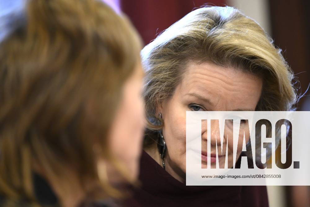 King Philippe And Queen Mathilde Visit Convalescent Home NIEUWPOORT, BELGIUM - DECEMBER 16: King Philippe and Queen Mathilde pictured paying a Christmas visit to the non-profit organisation Samana at the Ter Duinen holiday and convalescent home in Nieuwpoort on December 16, 2025 in NIeuwpoort, Belgium, 16 12 2025 NIeuwpoort Belgium