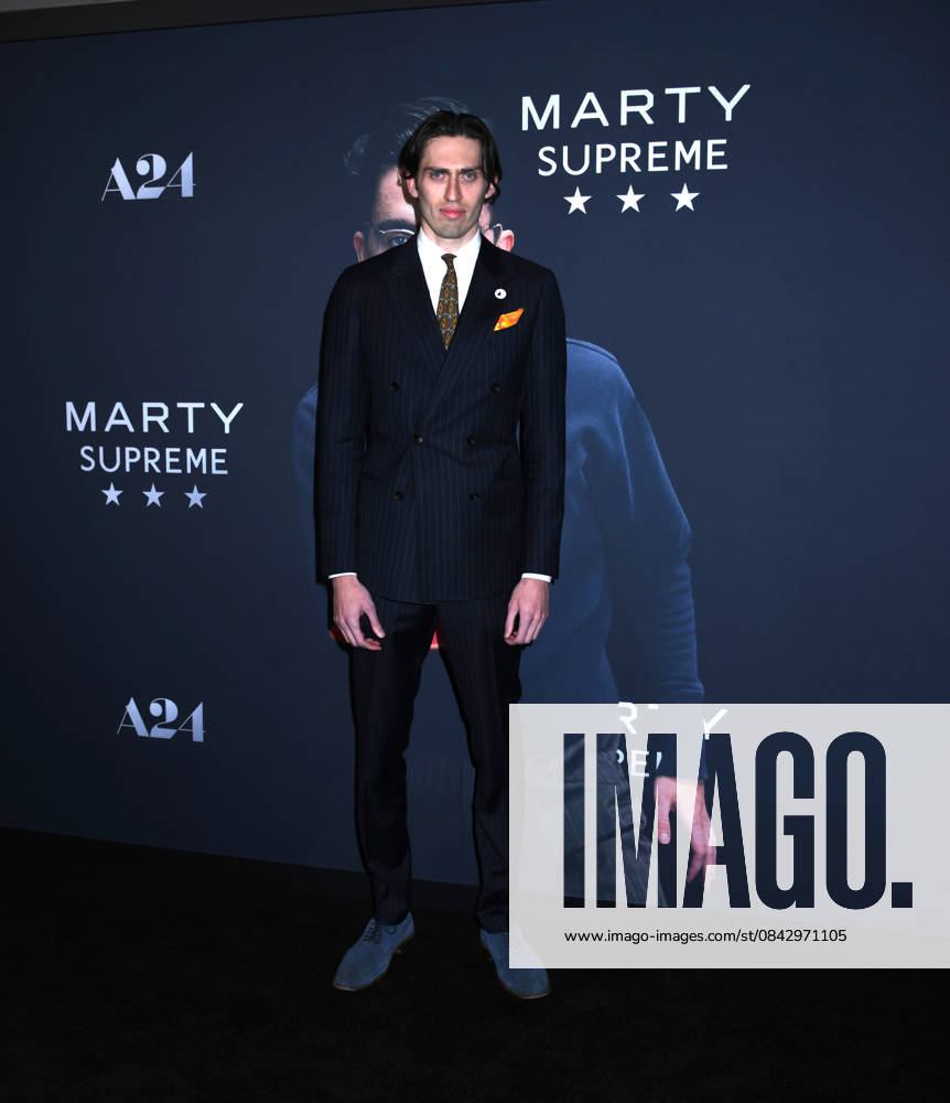 Isaac Simon attends A24 s Marty Supreme New York Premiere. Held at Regal Times Square in New York. Zuma Press December 16, 2025. New York United States - ZUMAp281 20251216_zea_p281_274