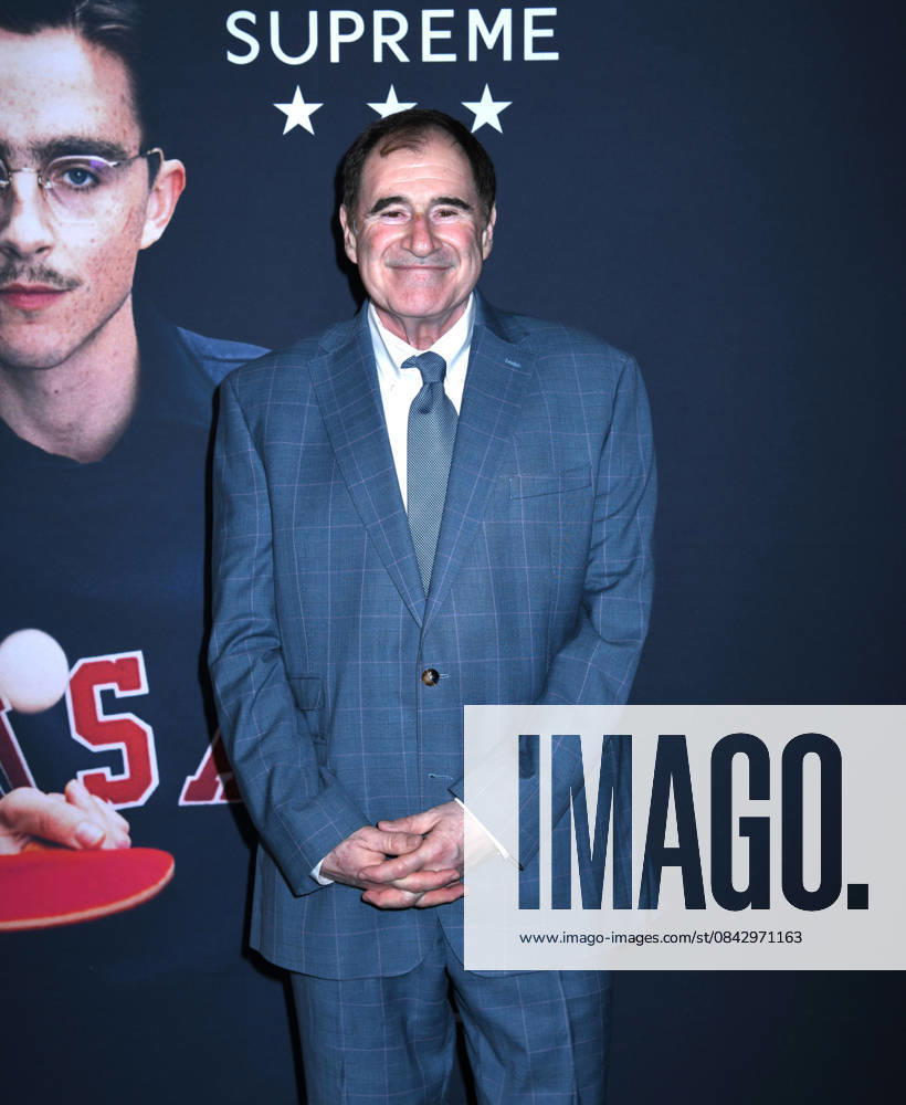 Richard Kind attends A24 s Marty Supreme New York Premiere. Held at Regal Times Square in New York. Zuma Press December 16, 2025. New York United States - ZUMAp281 20251216_zea_p281_301