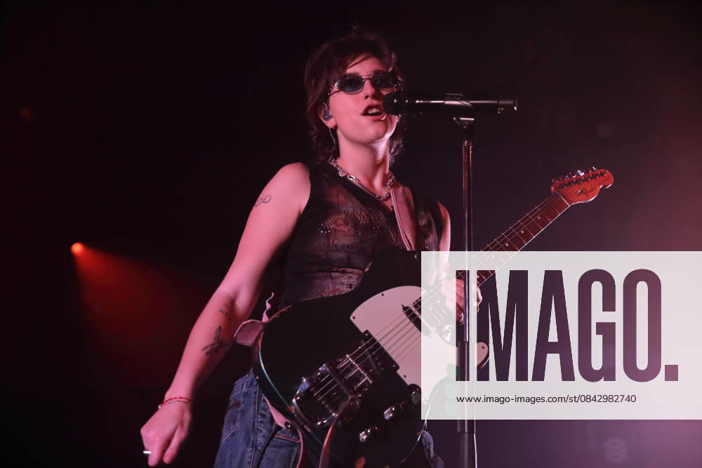 Mikaela Mullaney Straus aka King Princess at a concert at Astra Kulturhaus in Berlin, December 17, 2025 King Princess concert Berlin