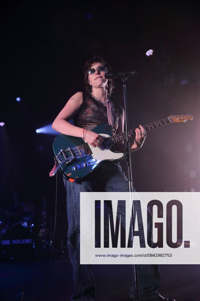 Mikaela Mullaney Straus aka King Princess at a concert at Astra Kulturhaus in Berlin, December 17, 2025 King Princess concert Berlin