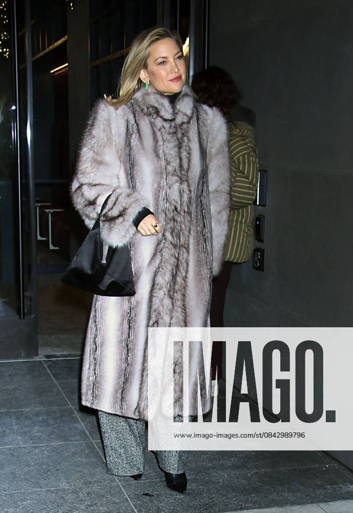 Kate Hudson on Watch What Happen Live with Andy Cohen to talk about new movie Song Sung Blue Featuring: Kate Hudson Where: New York City, New York, United States When: 17 Dec 2025 Credit: Roger Wong INSTARimages . NOT FOR USE BY NEWSPAPERS BASED IN THE UK.