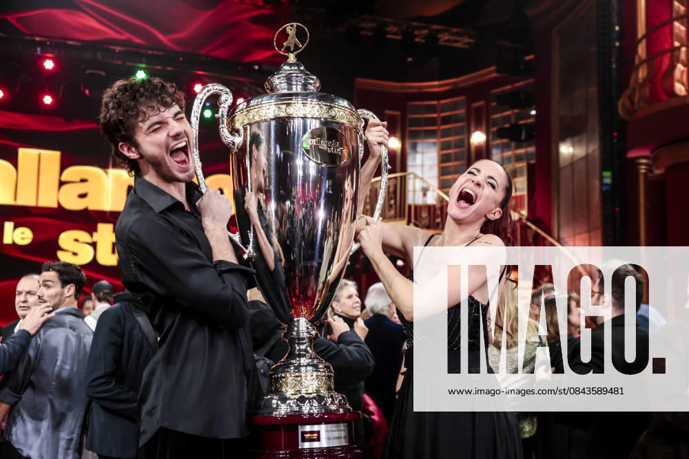 Dancing with the Stars television show, the finale. Pictured is Andrea Delogu and Nikita Perotti, the winners. Rome, Italy 20 December 2025 Rome Italy - ZUMAa289 20251221_zia_a289_013