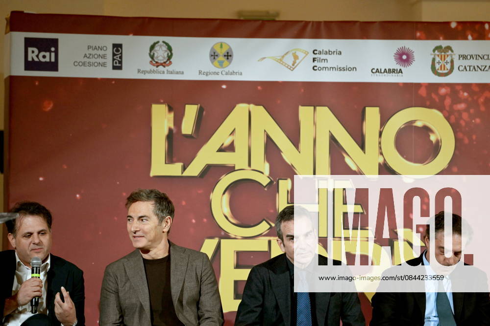 Press conference for the presentation of RAI s New Year s Eve program, L anno che verro , at the S. Giovanni Complex, Catanzaro. Pictured: From left: Williams Di Liberatore, Prime Time Entertainment Director; Marco Liorni, Host; Roberto Occhiuto, President of the Calabria Region; Nicola Fiorita, Mayor of Catanzaro; Sergio Santo, CEO of RAI COM Catanzaro, Italy 30 December 2025 Catanzaro Italy - ZUMAa289 20251230_zia_a289_062
