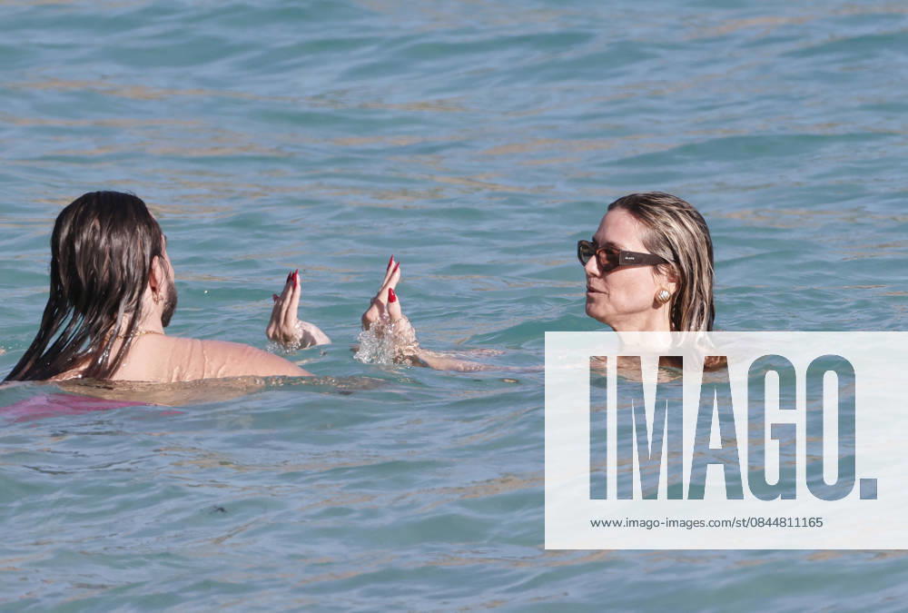 Heidi Klum And Tom Kaulitz Beachside - St Barths Heidi Klum and Tom Kaulitz seen enjoying the sun in Saint Barthelemy, France on January 4, 2026. Photo by ABACAPRESS.COM Saint Barthelemy France