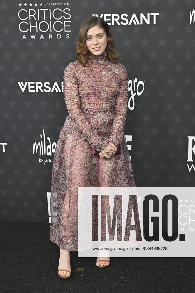 Sophia Lillis at the 31 Critics Choice Awards 2026 at the Barker Hangar Santa Monica, 04 01 2026 Foto:xD.xStarbuckx xFuturexImagex critics_choice_6174