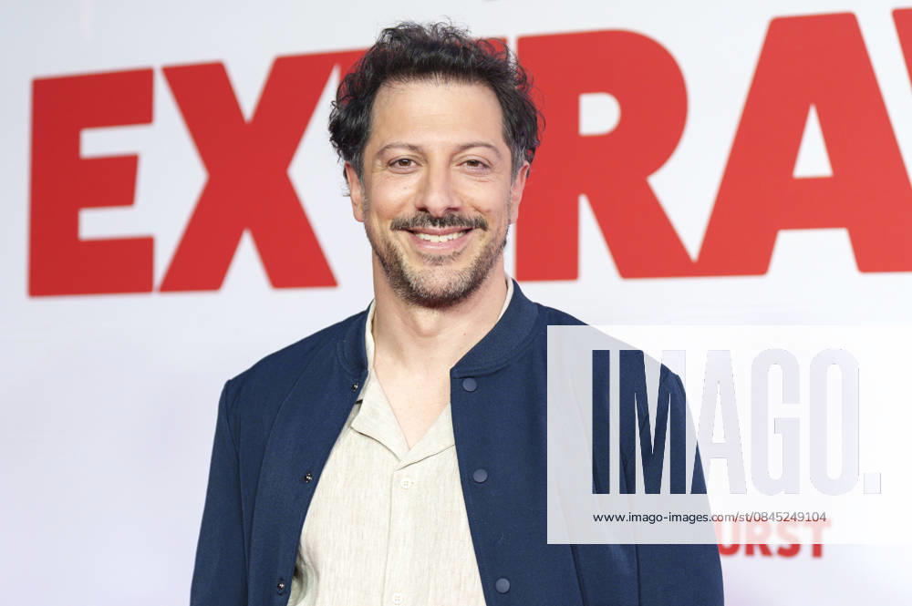 Fahri Yardim at the premiere of the movie Extrawurst at Mathäser Filmpalast Munich, 08 01 2026 Foto:xN.xKolinzx xFuturexImagex extrawurst_6608