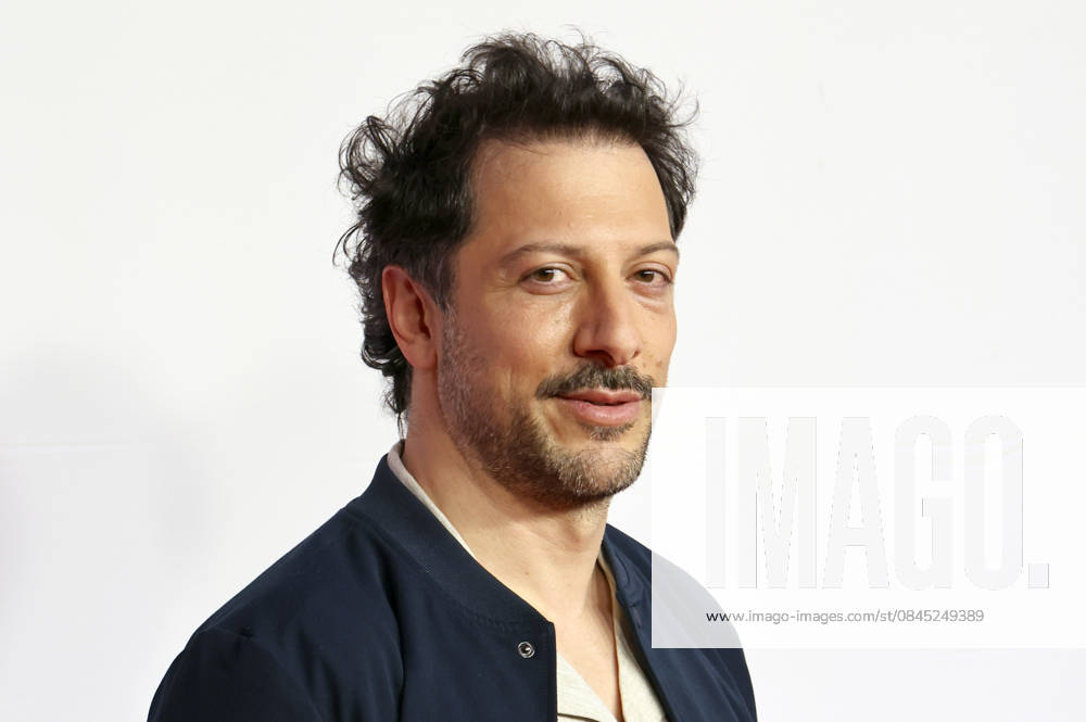 Fahri Yardim at the premiere of the movie Extrawurst at Mathäser Filmpalast Munich, 08 01 2026 Foto:xD.xBedrosianx xFuturexImagex extrawurst_6631