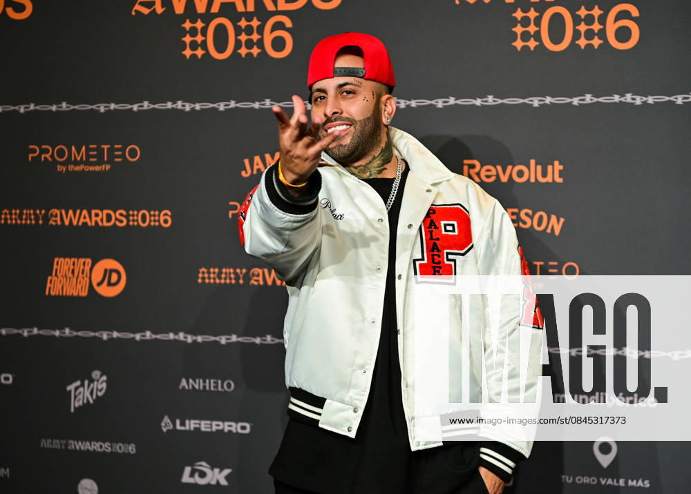 Content creators and guests pose on the black carpet during the third edition of the Army Awards, held on Saturday, January 10, at the Madrid Arena in Madrid. Known as the Ã¢â‚¬oeinternet anti-awards,Ã¢â‚¬Â the ceremony honors the most viral moments, trends, and personalities from social media over the past year in a script-free gala hosted by Ceciarmy and Santiago Segura. In the image Doble Nicky Jam Madrid SPAIN - ZUMAz108 20260110_znp_z108_194
