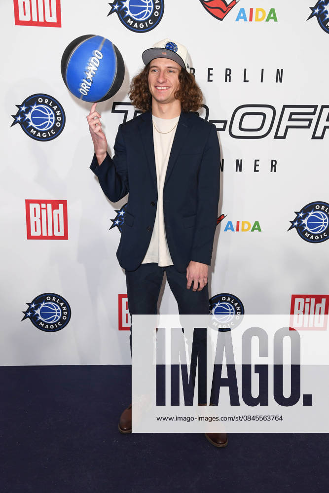 Zac Ryan aka Zac XCVIII arriving at the NBA TIP OFF DINNER at the Axel Springer skyscraper in Berlin on 14 01 2026
