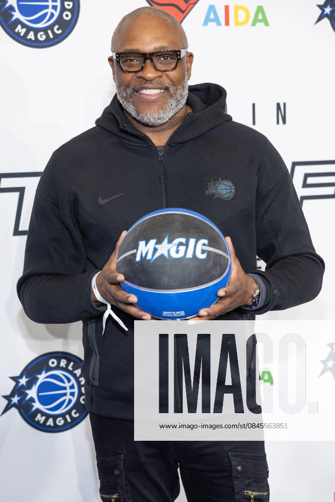 NBA Tip Off Dinner Axel Springer Nick Anderson Tip off Dinner Axel Springer Verlag invites you to a dinner at the publishing house in Berlin on the occasion of the NBA game on January 15th.