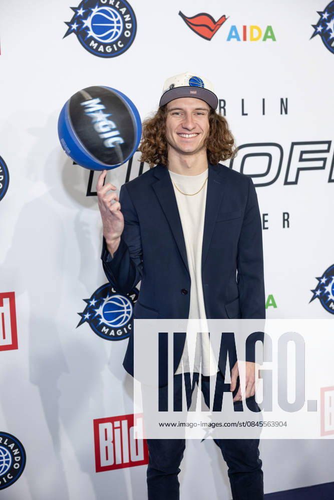 NBA Tip Off Dinner Axel Springer Zac Ryan @zacxcviii on TikTok Tip off Dinner Axel Springer Verlag invites you to a dinner at the publishing house in Berlin on the occasion of the NBA game on 15 01