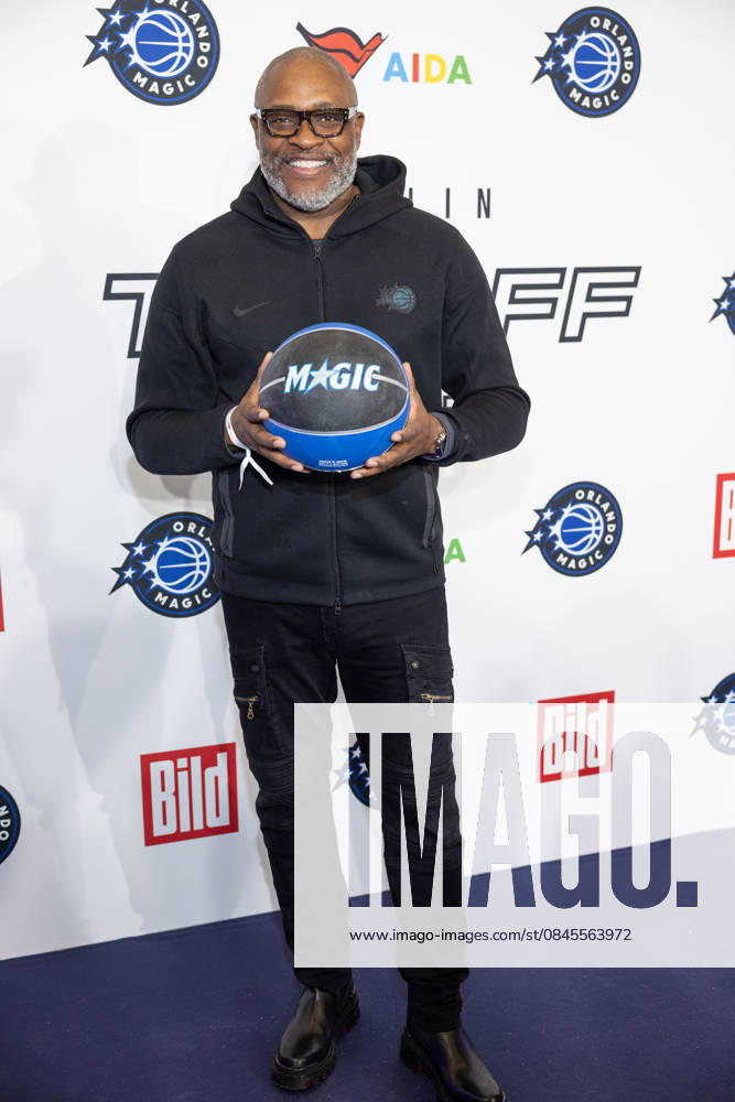 NBA Tip Off Dinner Axel Springer Nick Anderson Tip off Dinner Axel Springer Verlag invites you to a dinner at the publishing house in Berlin on the occasion of the NBA game on January 15th.