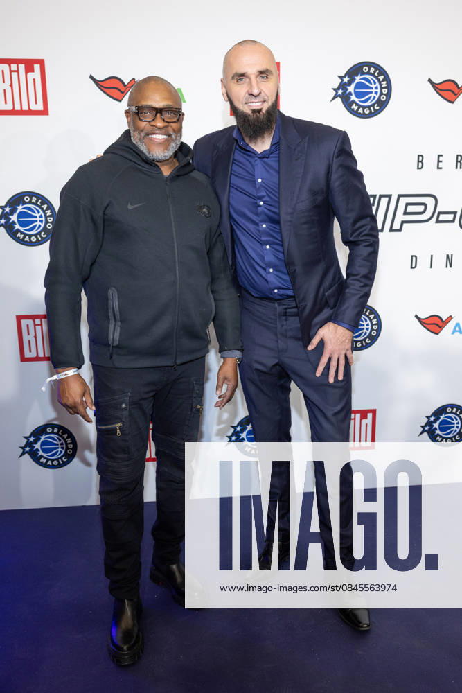 NBA Tip Off Dinner Axel Springer Nick Anderson and Marcin Gortat Tip off Dinner Axel Springer Verlag invites you to a dinner at the publishing house in Berlin on the occasion of the NBA game on January 15th.