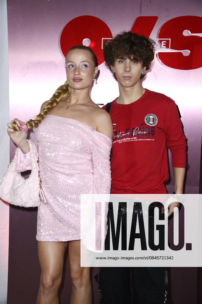 Cassy Cassau and Darius at the ONE SIZE launch at Prince Charles Berlin, 17 01 2026 Foto:xN.xKubelkax xFuturexImagex size_6122