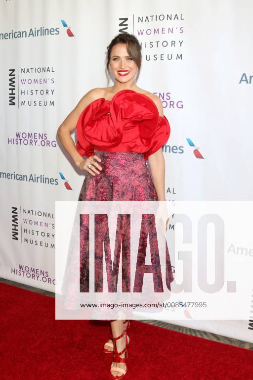 LOS ANGELES - SEP 15: Shantel VanSanten at the Women Making History Awards 2018 at the Beverly Hilton Hotel on September 15, 2018 in Beverly Hills, CA