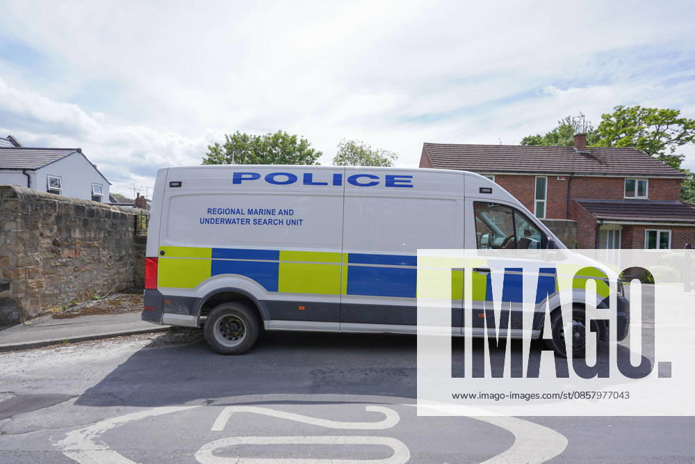 Mexborough, UK. Emergency services remain at the scene as they search the River Don at Mexborough, near Doncaster, to locate an 11-year-old boy who entered the water yesterday. Mexborough UK - ZUMAl94_ 20260531_zaf_l94_014