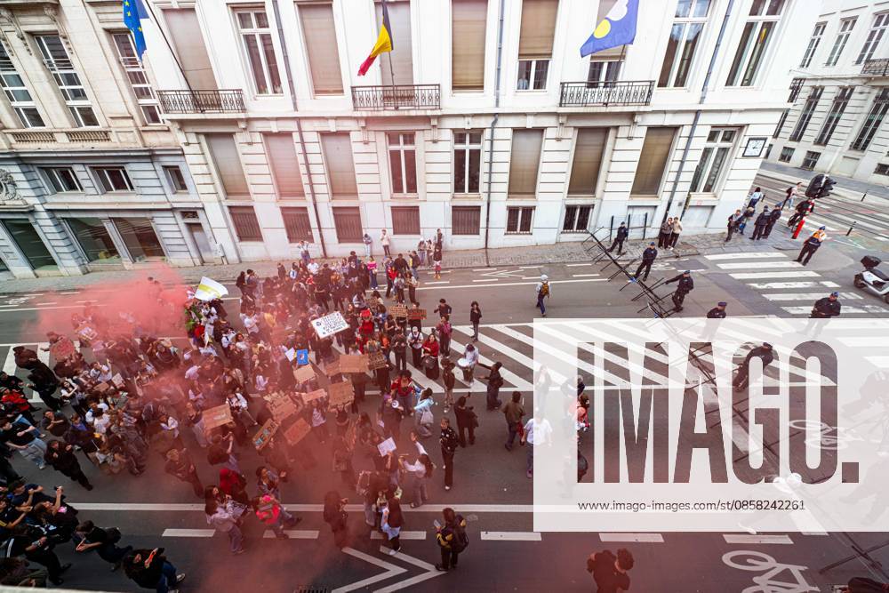 Students gather to protest against the tuition fee increase, outside the headquarters of the Federation Wallonie& 8209;Bruxelles in Brussels on Wednesday 03 June 2026. JONASxROOSENS 175823140