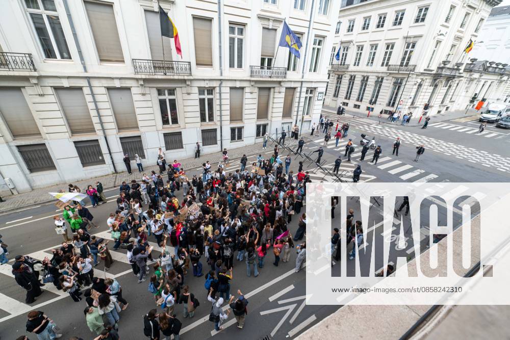 Students gather to protest against the tuition fee increase, outside the headquarters of the Federation Wallonie& 8209;Bruxelles in Brussels on Wednesday 03 June 2026. JONASxROOSENS 175823242