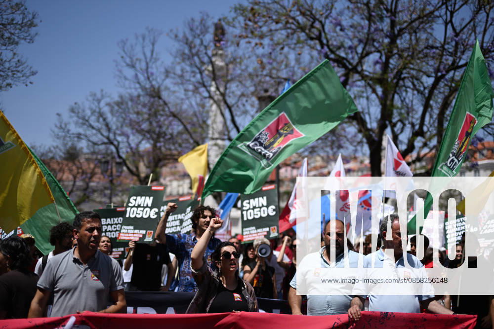 Nationwide Strike For Workers Lisbon LISBON, PORTUGAL - JUNE 03: Protesters hold a banner and wave red trade union flags as they line the streets during a national mobilization in Lisbon, Portugal on June 03, 2026. The demonstration, organized under the National Fight Day motto, demands increased wages, guaranteed labor rights, and measures against the rising cost of living, while advocating for the right to health and housing. Zed Jameson Anadolu Lisbon Portugal. Editorial use only. Please get in touch for any other usage.