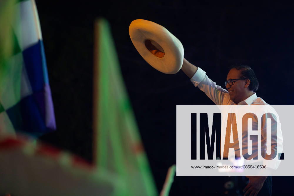 Peru Presidential Elections 2026 LIMA, PERU - JUNE 04: Roberto Sanchez, presidential candidate for Peru from the political party Together for Peru, holds his final campaign closing rally with his supporters at Campo de Marte in Lima, Peru on June 04, 2026. Jorge Cerdan Anadolu Lima Peru. Editorial use only. Please get in touch for any other usage.