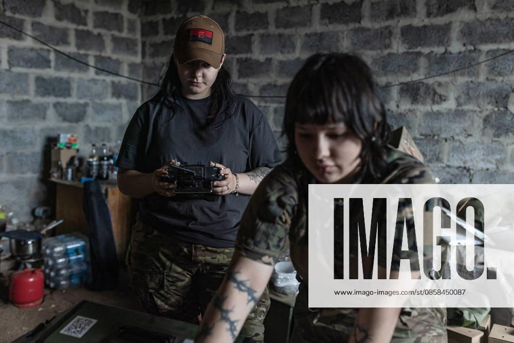 Ukrainian drone unit in Donetsk Oblast DONETSK OBLAST, UKRAINE - JUNE 5: Two Ukrainian female soldiers operate a reconnaissance drone in the Donetsk Oblast, Ukraine, 5 June 2026 Diego Herrera Carcedo Anadolu Donetsk Ukraine. Editorial use only. Please get in touch for any other usage.