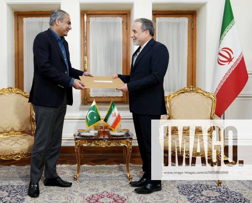 Abbas Araghchi - Mohsin Naqvi meeting in Tehran TEHRAN, IRAN - JUNE 07: (---- - MANDATORY CREDIT - IRANIAN FOREIGN MINISTRY HANDOUT - NO MARKETING NO ADVERTISING CAMPAIGNS - DISTRIBUTED AS A SERVICE TO CLIENTS----) Iranian Foreign Minister Abbas Araghchi meets with Pakistani Interior Minister Mohsin Naqvi in Tehran, Iran on June 07, 2026. Iranian Foreign Ministry Handout Anadolu Tehran Iran. Editorial use only. Please get in touch for any other usage.